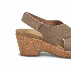 Womens Julie Wedge Sandal - Taupe -Softmoc https3A2F2Fwww.softmoc.com2FItems2Fimages2FJULIE TPE XX3.jpg 640x